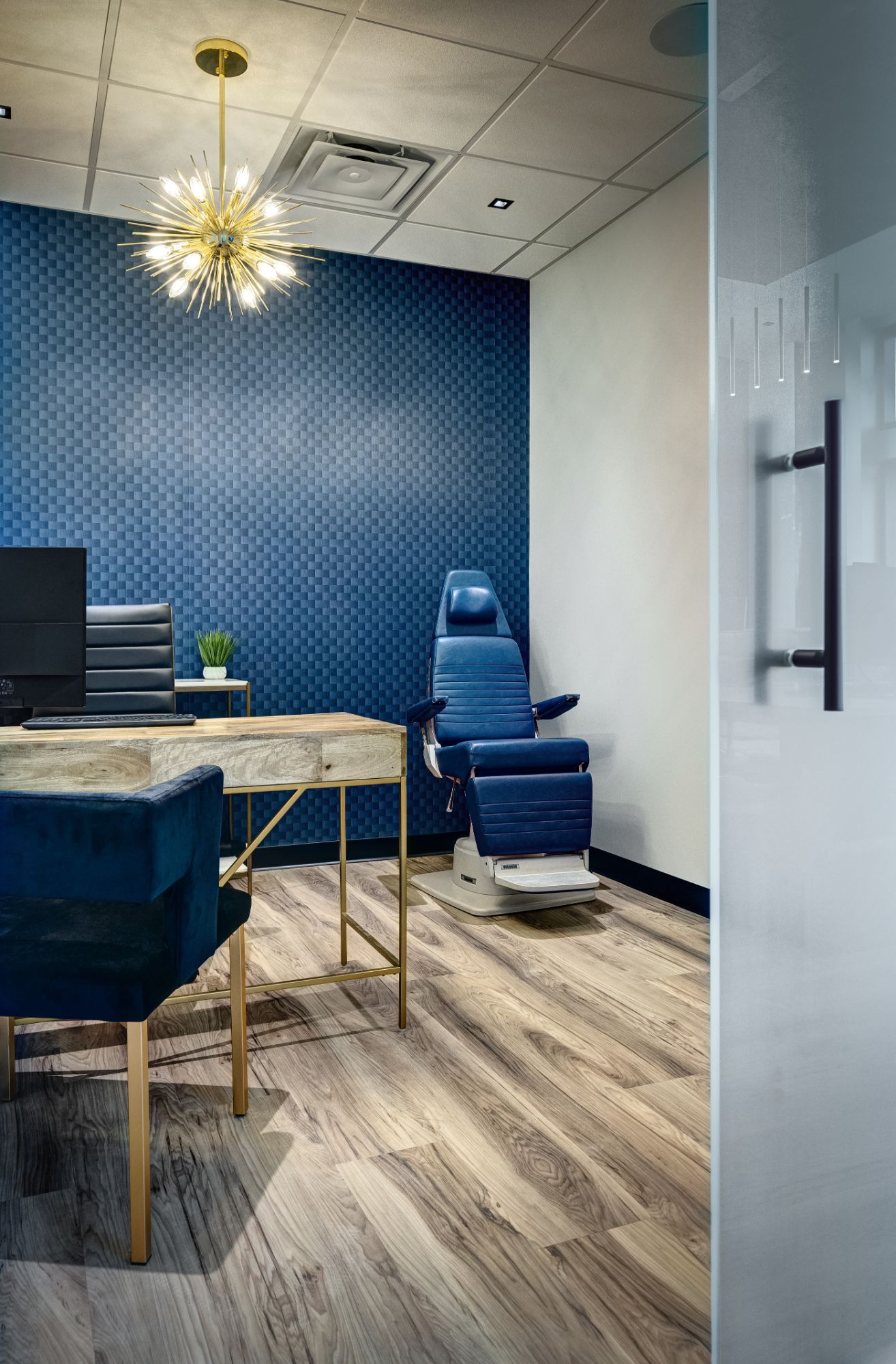 Private consultation room at Smile Suite Orthodontics